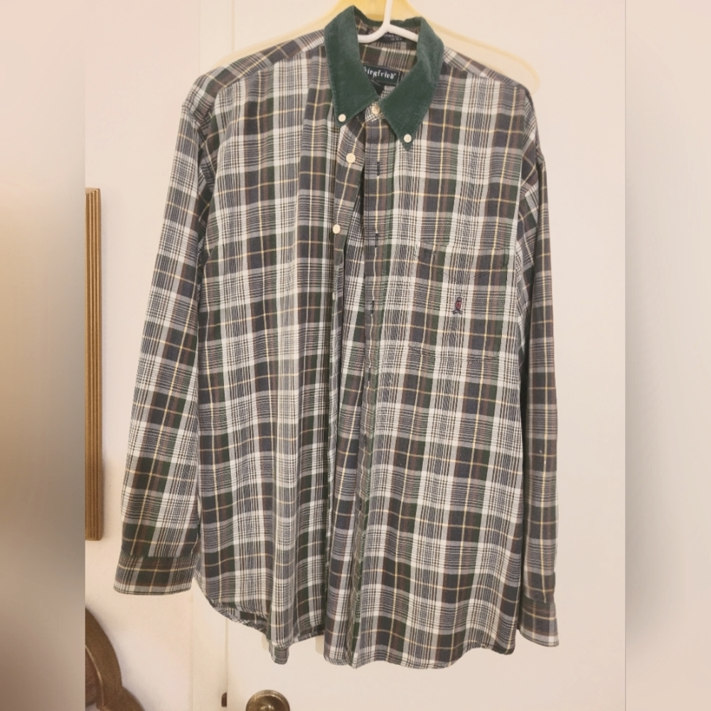 Siegfried long sleeve button down shirt, green plaid, large